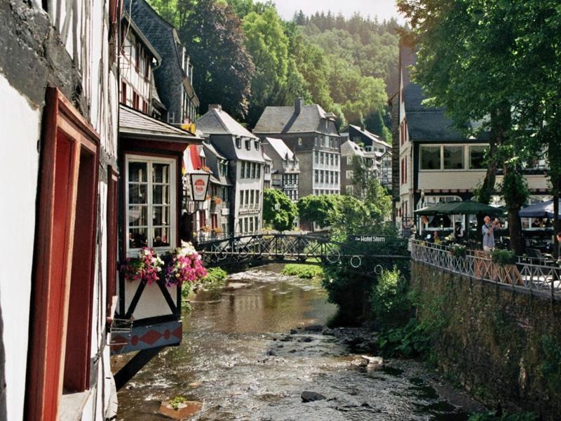 Zur Altstadt Monschau Bagian luar foto